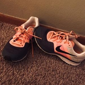 Nike Pegasus 30 good condition. No damage